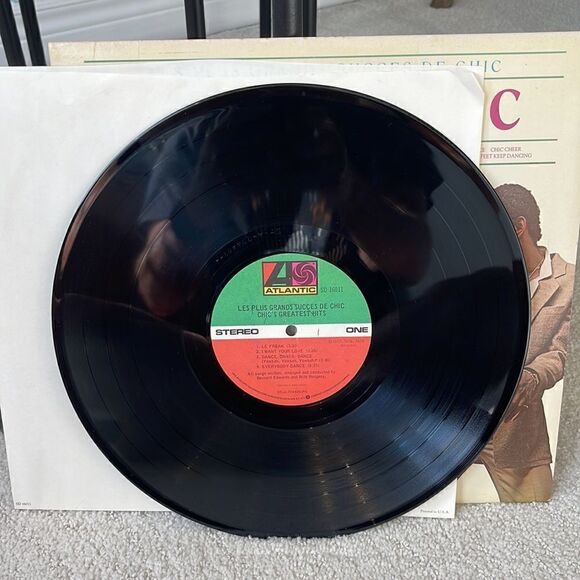 Chic – Les Plus Grands Succes De Chic = Chic's Greatest Hits - Picture 6 of 7